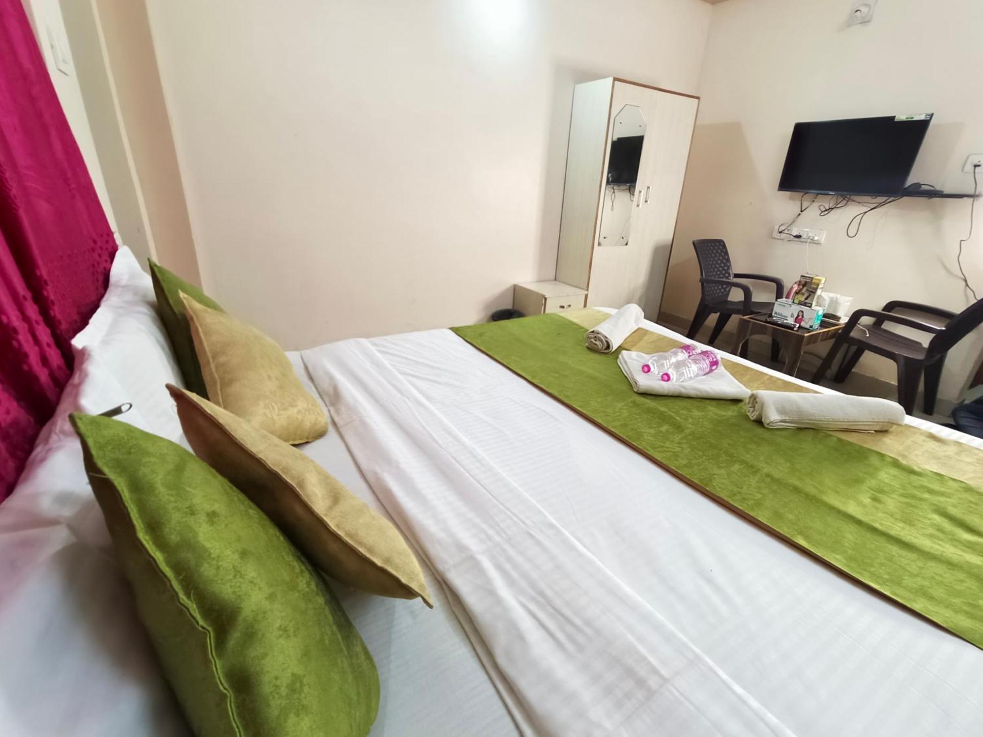 Hotel Bay Beach Inn Пури Экстерьер фото